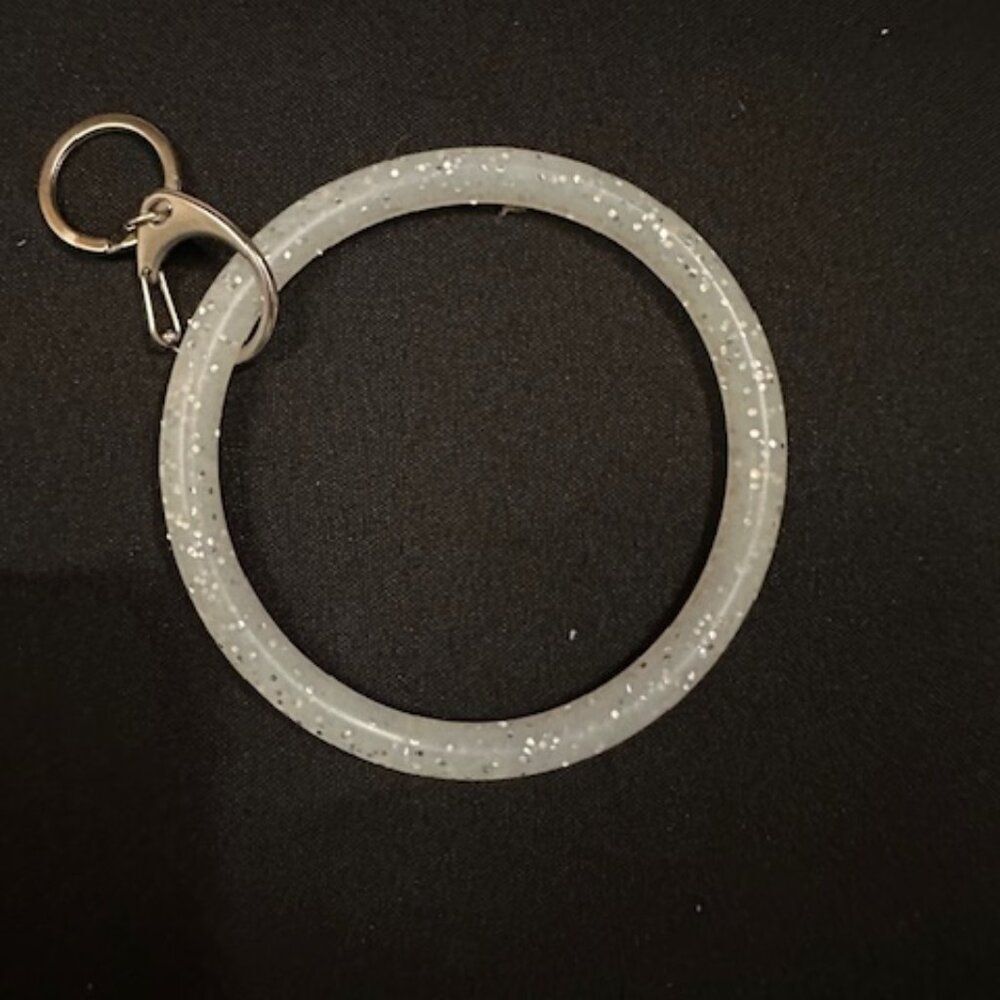 White Glitter Bangle Bracelet, Key Ring  7254  NWT Boutique